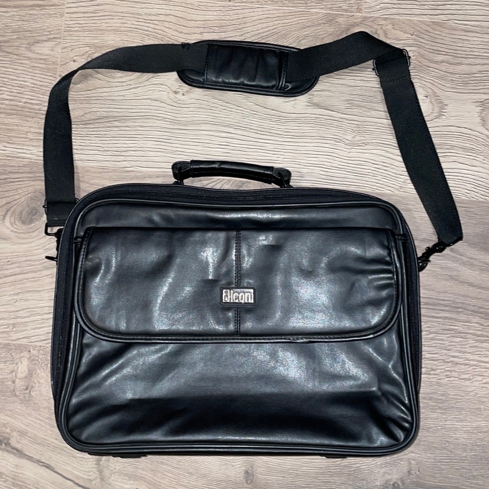 C Icon Laptop Bag